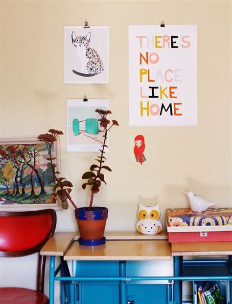 Creative Ways To Hang Your Art Hanging Posters Hanging Art Decoration
