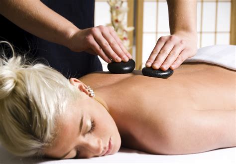 hot stone massage chelsea natural health clinic