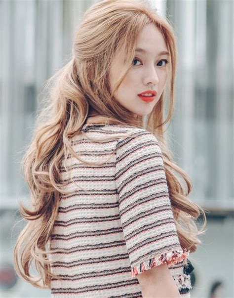 Korean Fashion Blog Online Style Trend Korean Hairstyle Long Korean