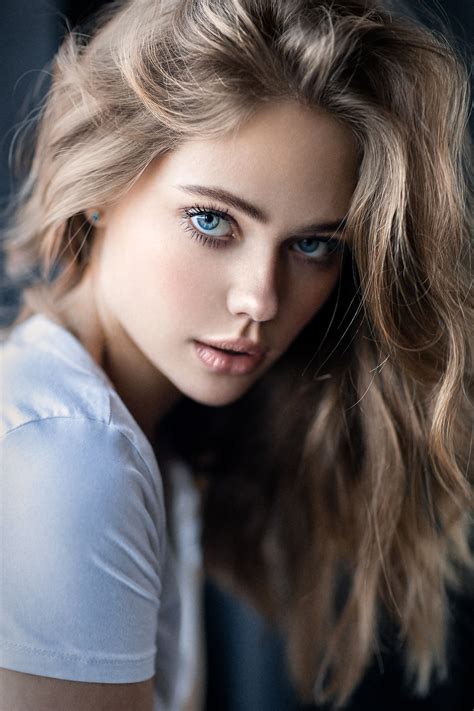 Blue Eyes Girl Portraits Hd Girls K Wallpapers Images Backgrounds The