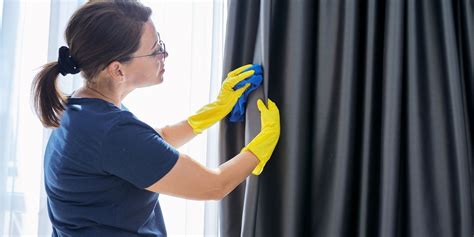 clean  curtains    tips   professionals