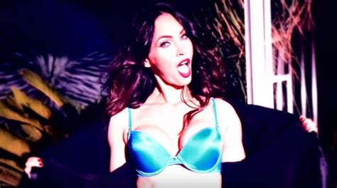 Megan Fox Strip Down To Her Lingerie In New Frederick S Of