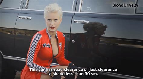 sexy blonde tests gaz 14 chaika russian limo autoevolution