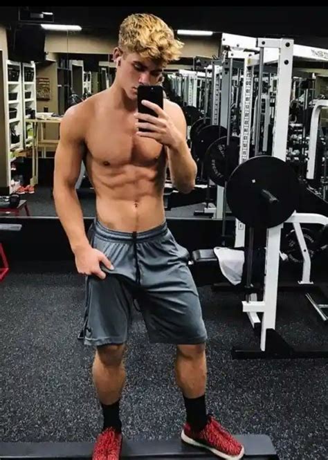 Matt Crawford Selfies Muscle Athletic Men Shirtless Men I Work Out