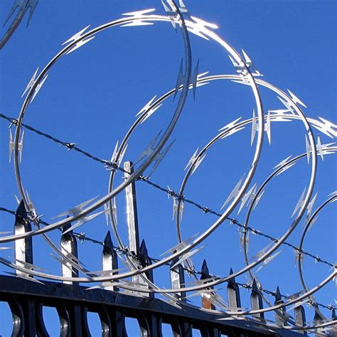 concertina razor wire stainless steel security fencing   safe