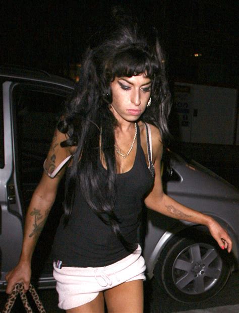 Amy Winehouse Back At The Clinic Popbytes