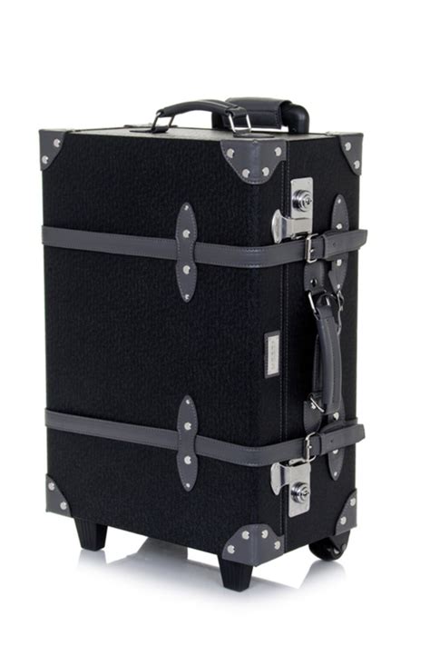 Retro Style Carry On Luggage By Mezzi I Love This Suit