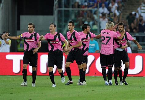 pink football kits footy headlines