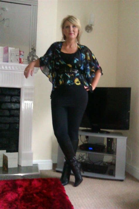 anglue 53 from biddulph is a local granny looking for casual sex