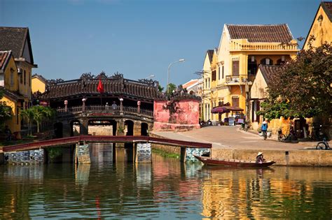 hoi  hue day tours vietnam travel
