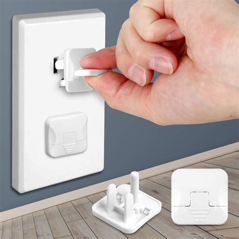 outlet covers baby proofing  pack  hidden pull handle outlet