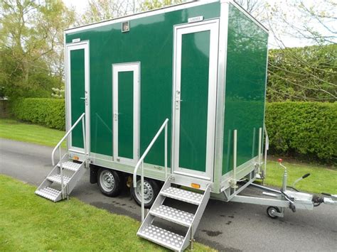 Secondhand Toilet Units Multiple Bay Toilet Trailers 4 Bay Self