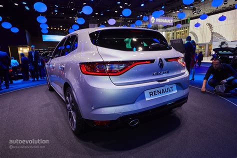 renault megane facelift   star euro ncap rating behaves    star car autoevolution