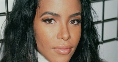 mac s latest makeup line is inspired by iconic singer aaliyah