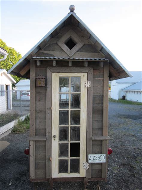 rustic tiny house  wheels