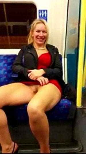 watch amateur marraied flashing pussy on public bus bus