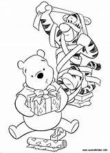 Disney Pooh Winnie Amigos Coloriage Colorir Tigrou Weihnachten Tigger Dessin Ausmalbilder Cadeaux Imprimer Emballent Natale Ursinho Info Puh Colorier Freunden sketch template
