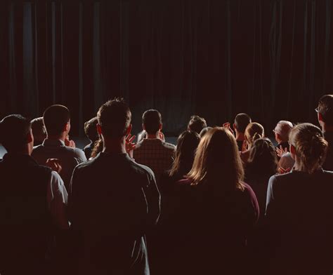 In Defense Of The Standing Ovation The New Yorker