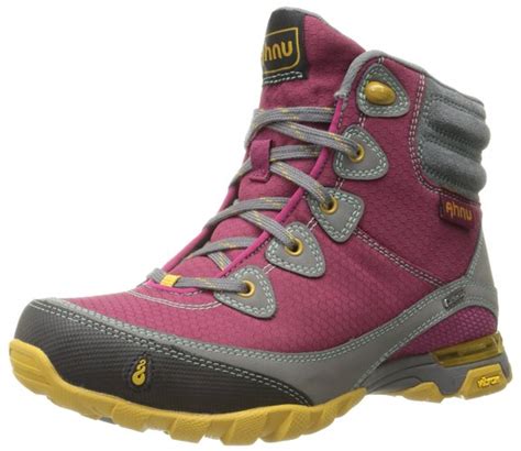 hiking boots  introduction  overview hikingsnet guide  memorable hiking