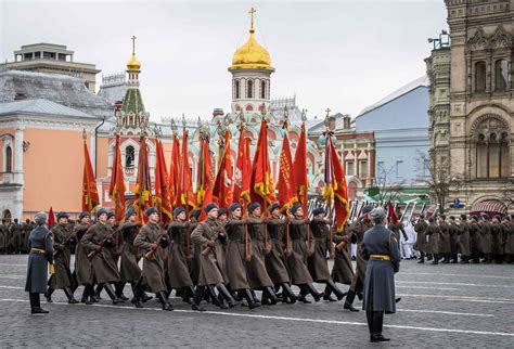 Communists Mark Russian Revolution’s Centenary In Moscow The New York
