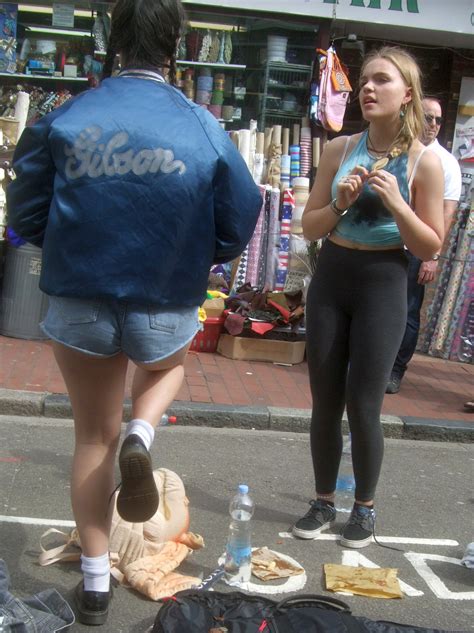 teen buskers gorgeous tight grey leggings crop top