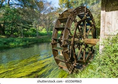 japanese water mill bilder stockfotos und vektorgrafiken