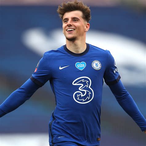 mason mount mason mount told  dad chelsea signings wouldn    place  father