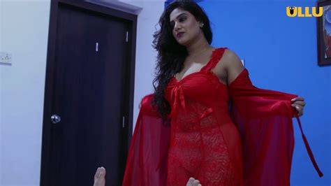 kavita bhabhi kavita radheshyam  hot sexy saree   hindi ullu app web series kavita