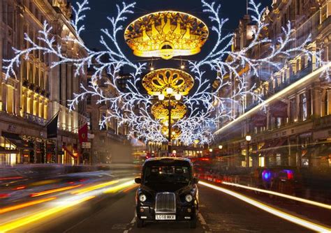christmas lights open top bus tour on christmas eve