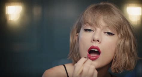 Taylor Swift S New Apple Music Ad Is Getting Ready Goals Glamour