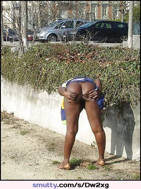 African Ebony Butt Outdoor Flashing