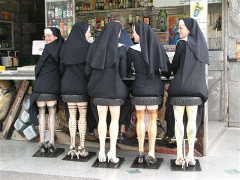 10 Weird Beer Facts Mannequin Legs Haha Funny Laugh