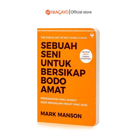 buku sebuah seni bersikap bodo  handy version  pengembangan diri mark manson lazada