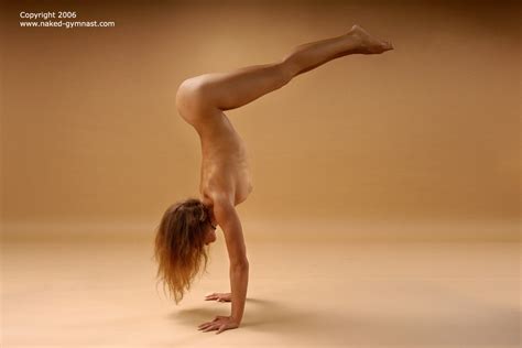 naked gymnast xenia mostikova 3