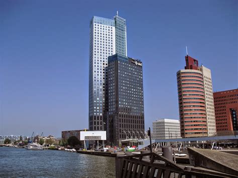 fieggentrio hele hoge gebouwen  nederland