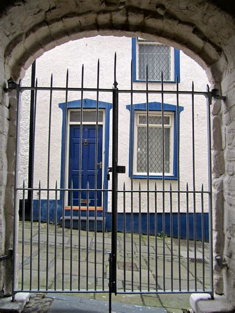 side entrance gate plas mawr conwy wales paul mcclure flickr