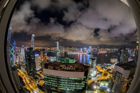 hotel review conrad hong kong executive harbour view room  shutterwhale