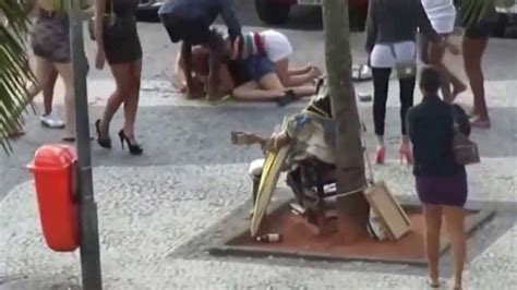 Prostitutes Fighting In Copacabana Brazil Youtube