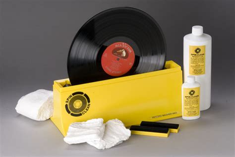 cleaning vinyl records world  turntables