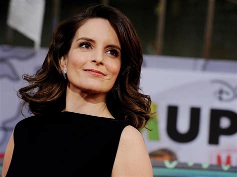 Americans Want Tina Fey To Replace Jon Stewart As The Daily Show Host