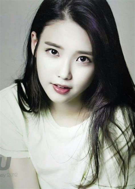 iu lee ji eun korean singer actress in 2019 korean beauty korean singer asian beauty