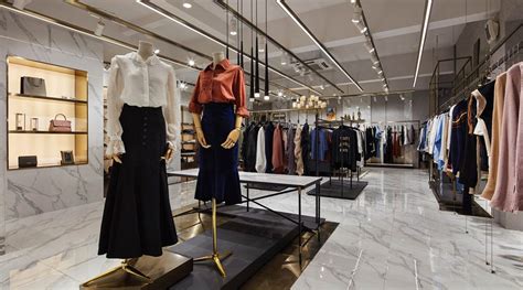 custom boutique lady clothing store design retail fashion women