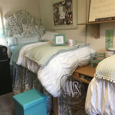 Pin By Dawn Wharton On Alabama Tutwiler Dorm Dorm Room Styles Chic