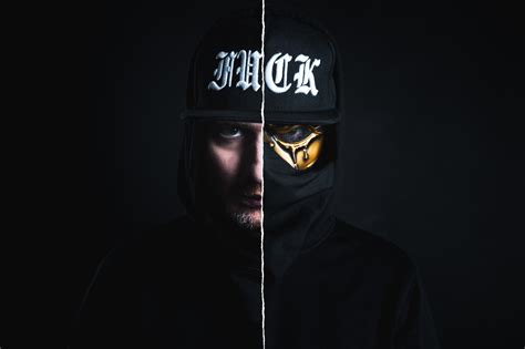 uz removes  mask   release   debut lp layers fuxwithit