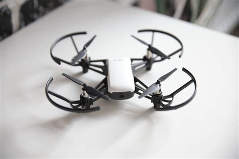 dron dji ryze tello stan idealny na gwarancji  oficjalne archiwum allegro