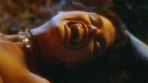 ‎the howling 1981 directed by joe dante reviews film