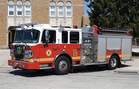 pfd engine  philadelphia fire department engine   flickr
