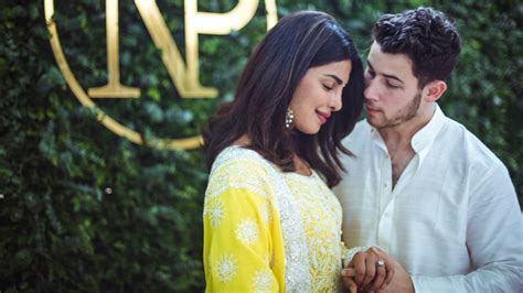 priyanka chopra and nick jonas engagement announcement on instagram