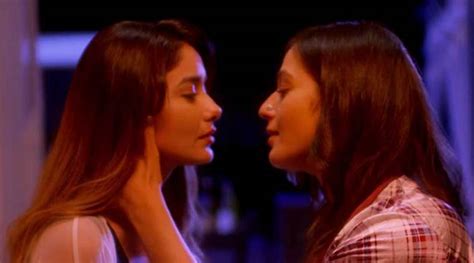 leena jumani caught doing sex with shama sikander in lesbian love story aaj ki khabar