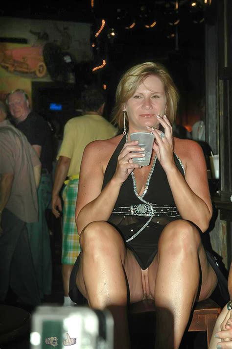 Mature In A Club  In Gallery Upskirts Pussy In Public